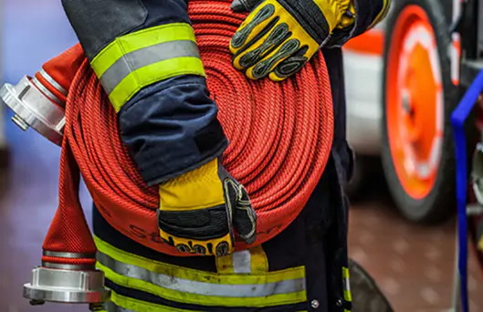 All About Fire Hoses & TPU Layflat Fire Hoses كل شيء عن خراطيم الحريق وخراطيم الحريق المسطحة المصنوعة من مادة TPU