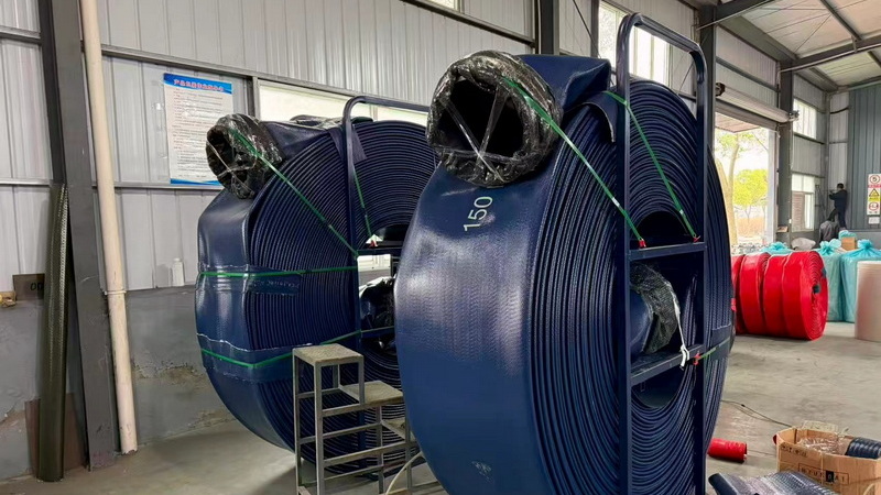 Packed Tpu Frac Water Layflat Hoses For Export خراطيم مياه Tpu Frac المعبأة للتصدير