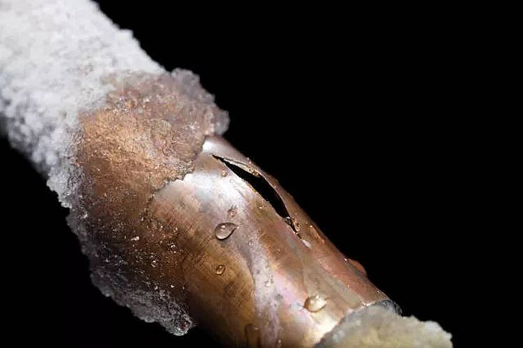 What Hoses can Safely Work in Extreme Winter Conditions ما هي الخراطيم التي يمكن أن تعمل بأمان في ظروف الشتاء القاسية