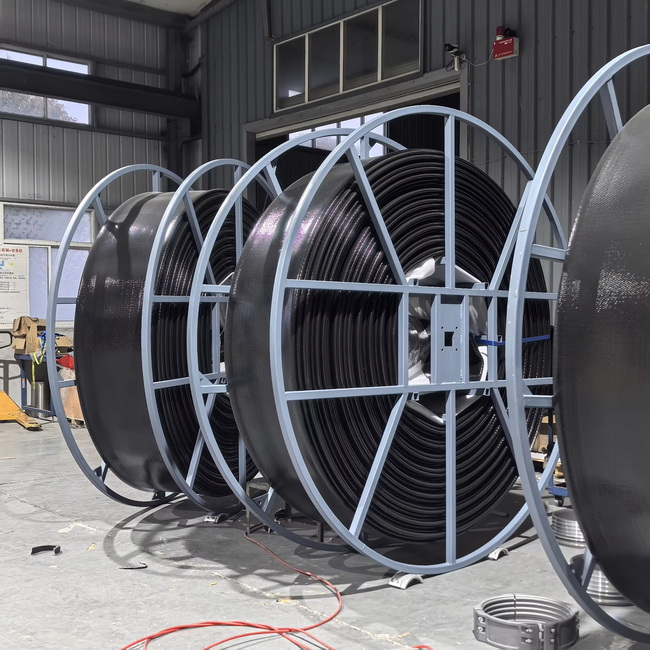 Industrial Hoses Main Functions, Types, and the Advantages of TPU Layflat Hoses الخراطيم الصناعية الوظائف الرئيسية والأنواع والمزايا للخراطيم المسطحة المصنوعة من مادة TPU