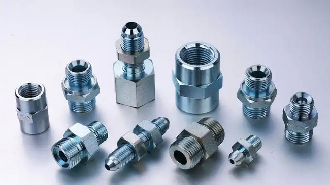 SAE Fittings تركيبات SAE
