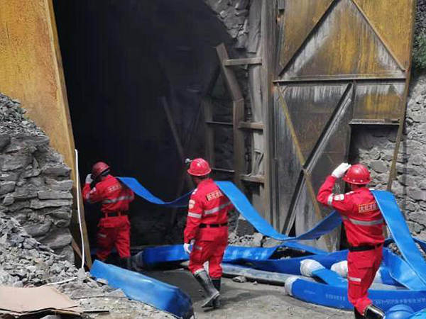 خراطيم مسطحة من مادة البولي يوريثين عالية الضغط مخصصة